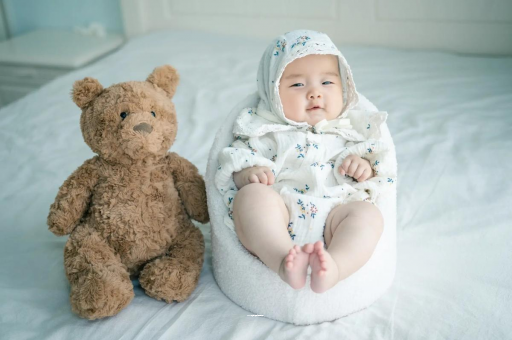 淮南宝宝吃不饱母乳的症状